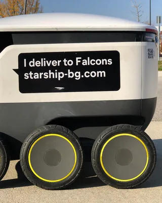 Starship Delivery Robot by Starship Technologies